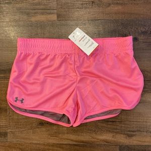 Under Armour shorts Size L